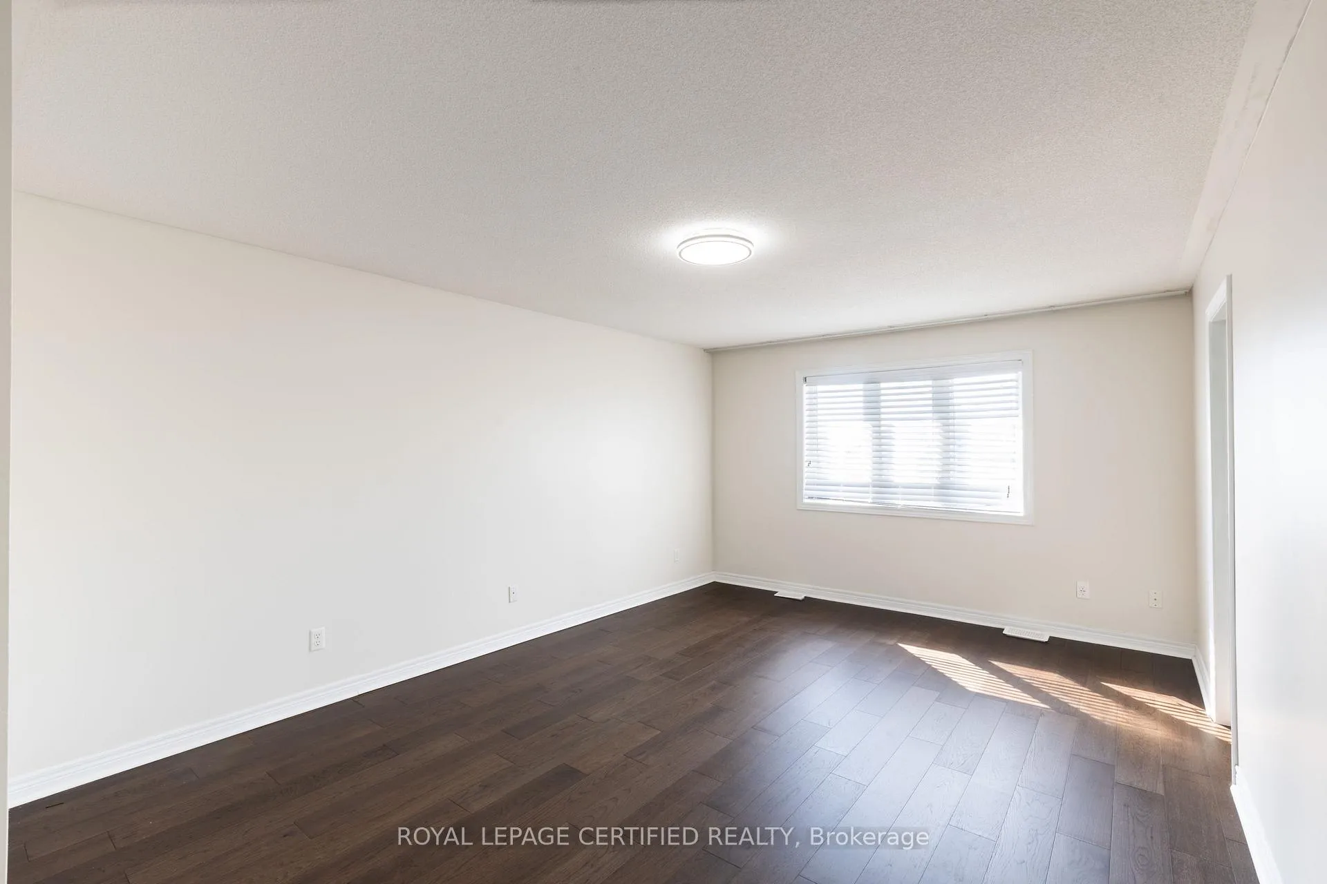 Photo 24 of Unit UPPER, 20 Krakow Street, Brampton, Bram West — HOMEH
