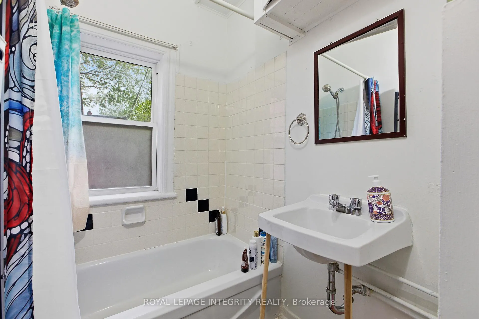 Photo 9 of 634 Gladstone Avenue, Ottawa, Ottawa Centre — HOMEH