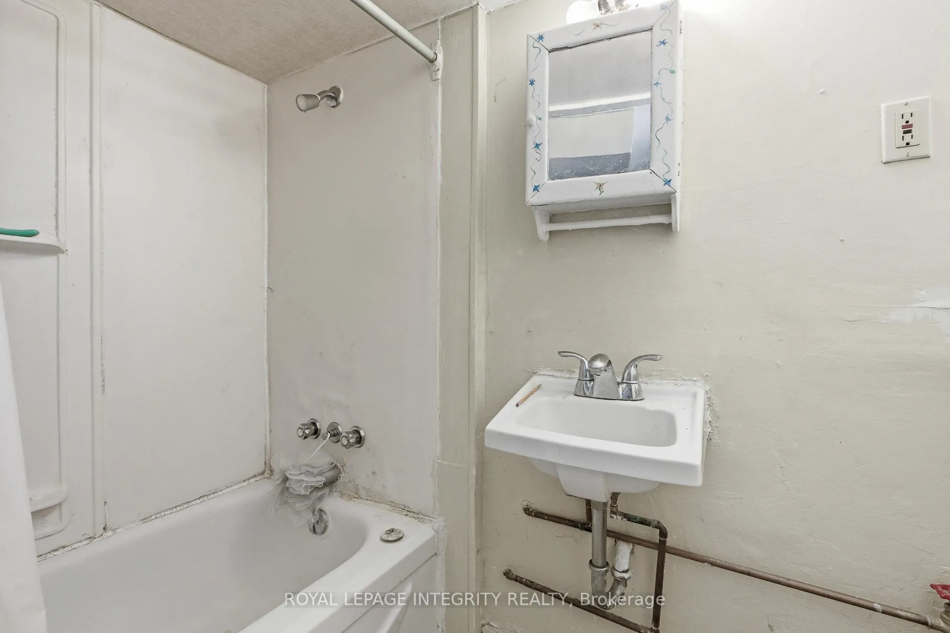Photo 36 of 634 Gladstone Avenue, Ottawa, Ottawa Centre — HOMEH