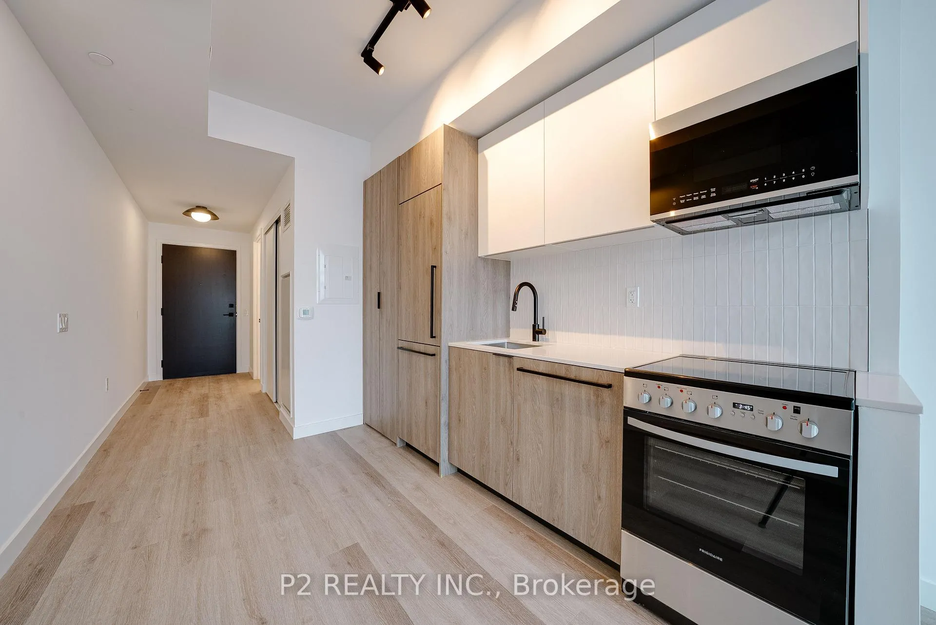 Front of Unit 217, 1635 Military Trail