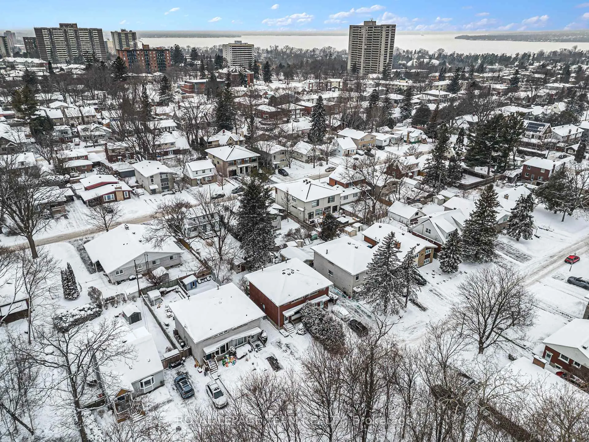Photo 31 of 906 Ivanhoe Avenue, Ottawa, Queensway Terrace North — HOMEH