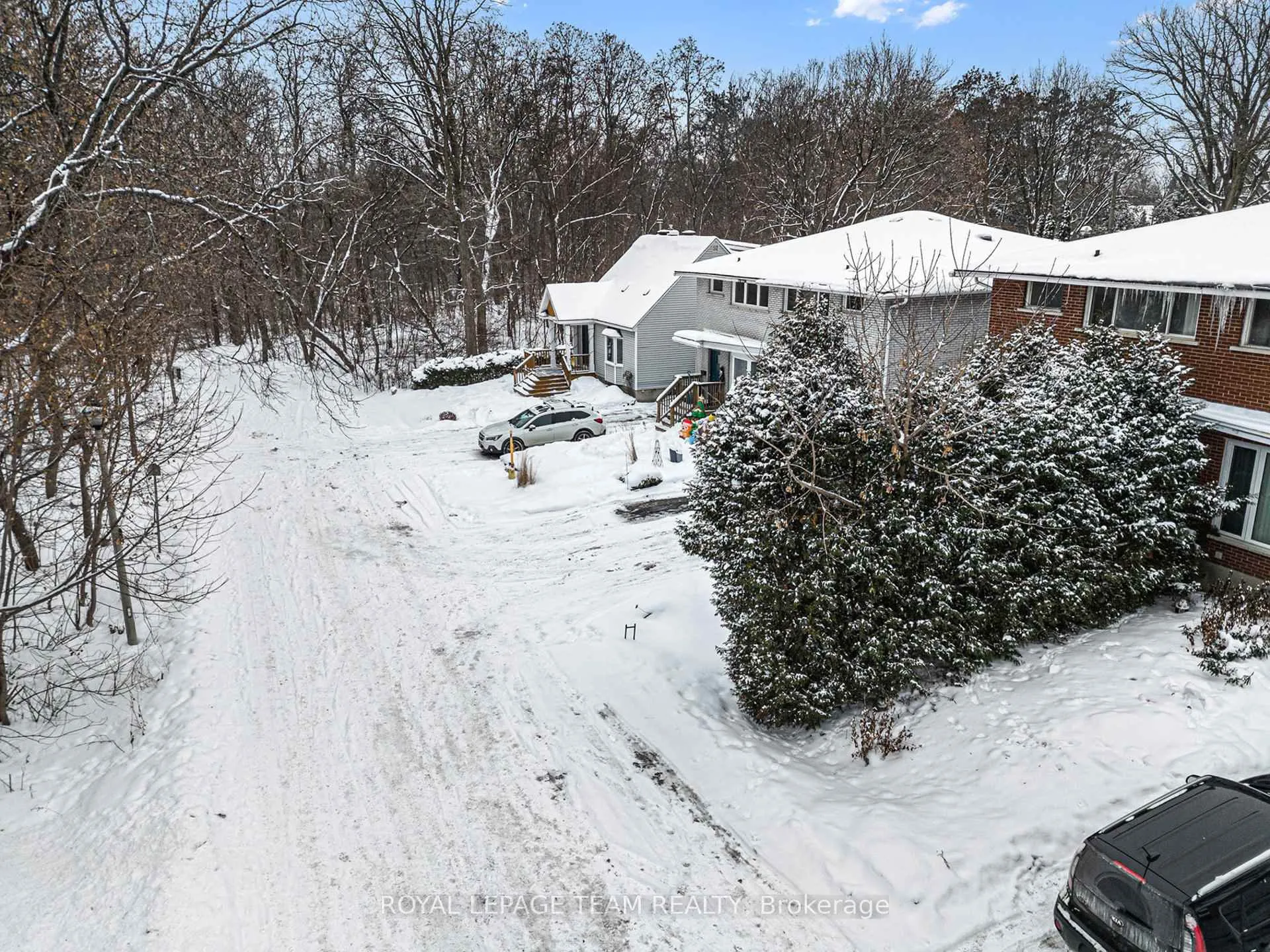 Photo 33 of 906 Ivanhoe Avenue, Ottawa, Queensway Terrace North — HOMEH