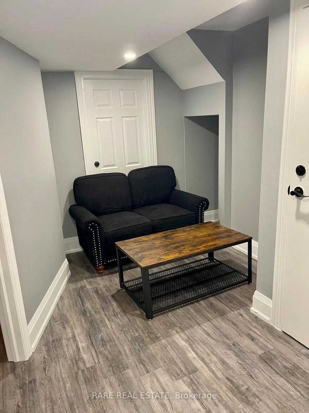 Photo 9 of Unit BSMT 2, 20 Arctic Fox Crescent, Brampton, Sandringham-Wellington — HOMEH