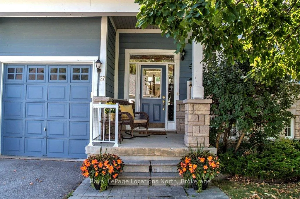 Front of 27 Newport Boulevard