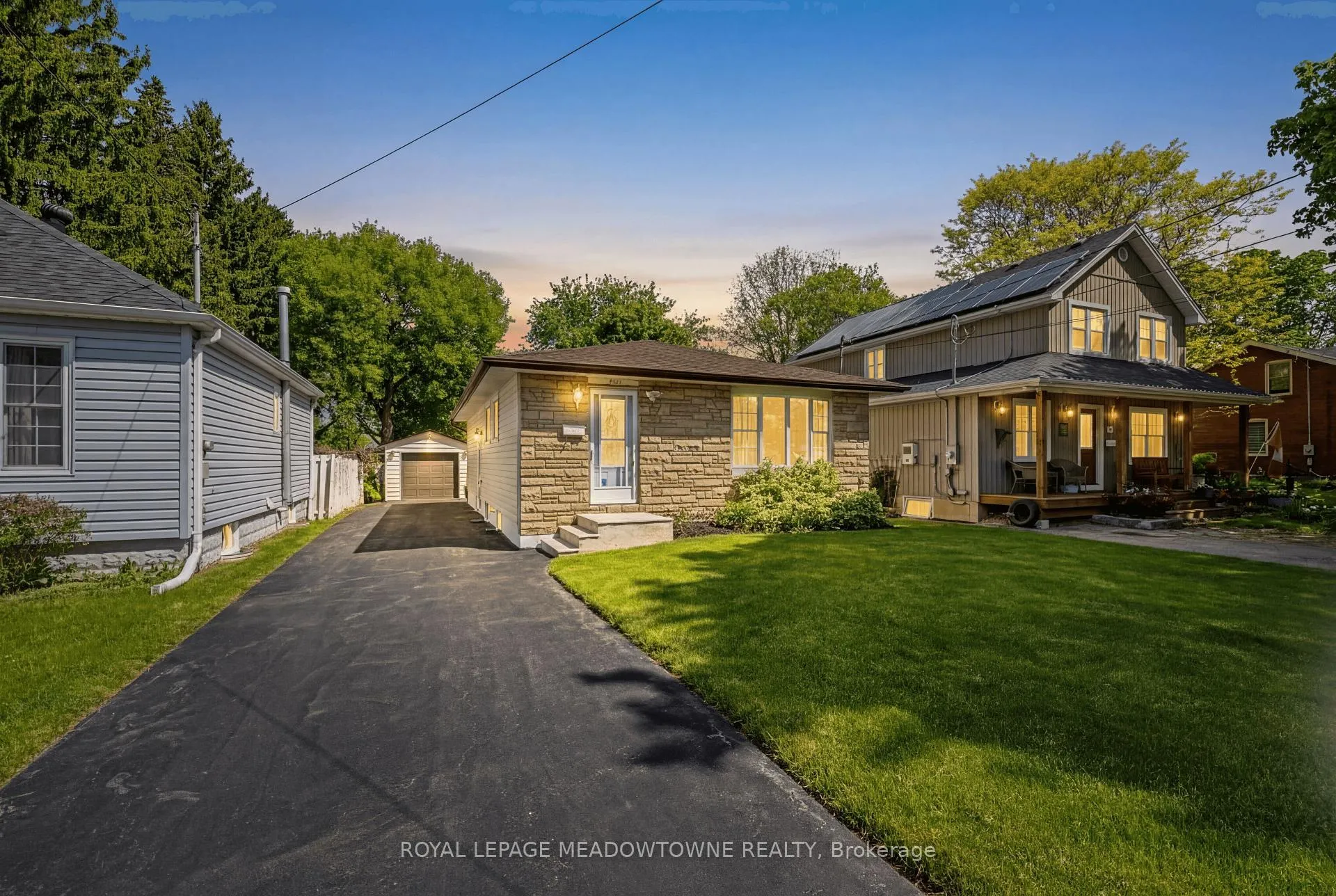 Photo 1 of 101 King Street, Halton Hills, Georgetown — HOMEH