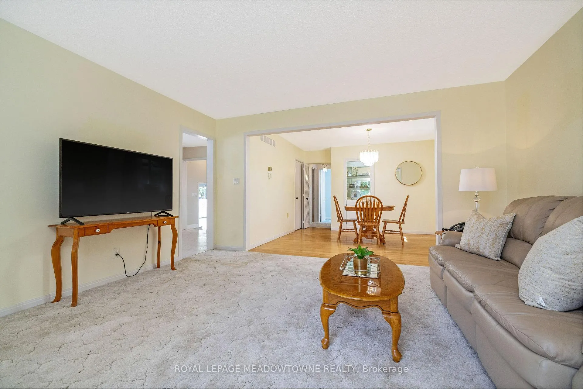 Photo 7 of 101 King Street, Halton Hills, Georgetown — HOMEH