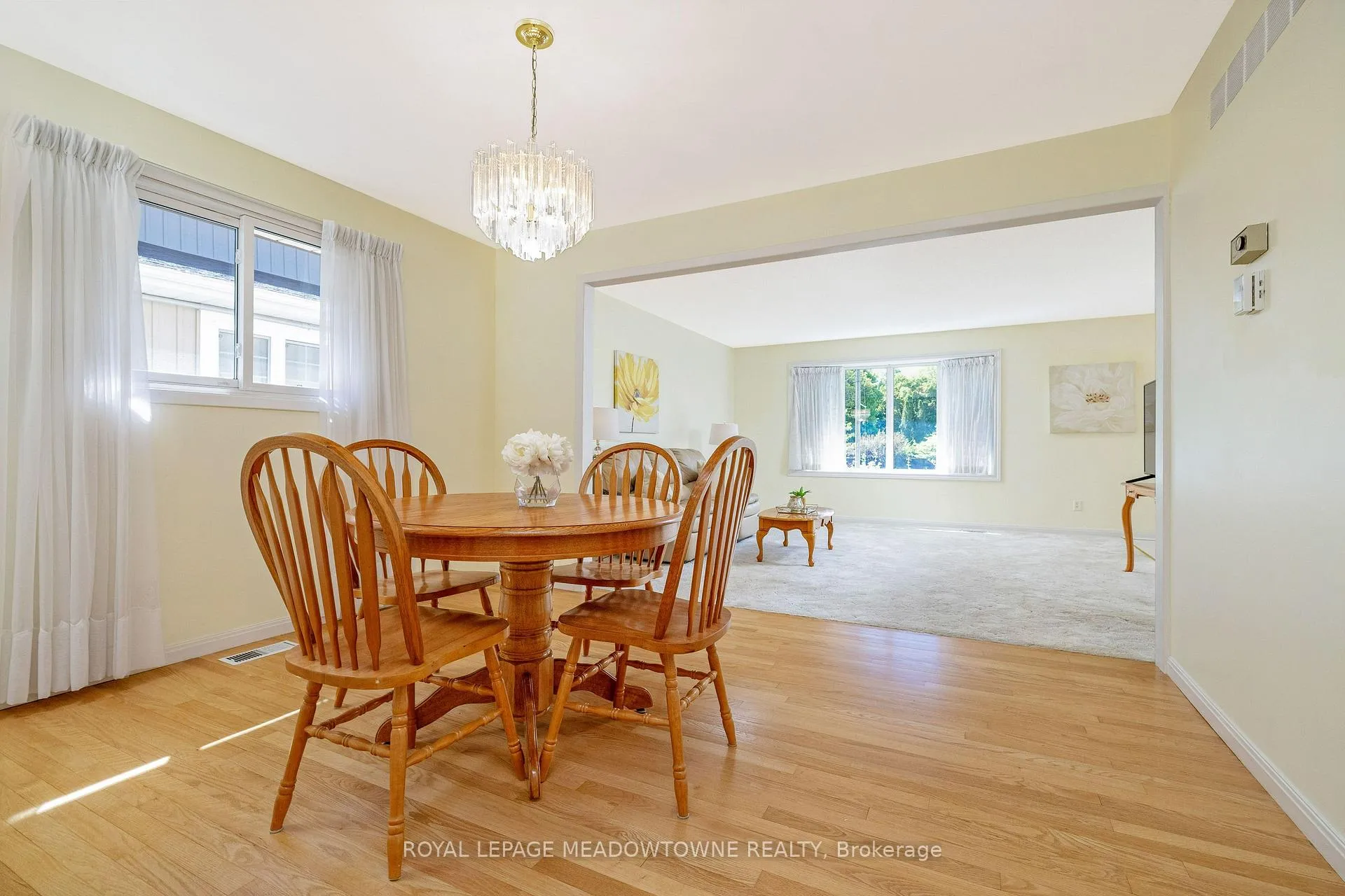 Photo 10 of 101 King Street, Halton Hills, Georgetown — HOMEH