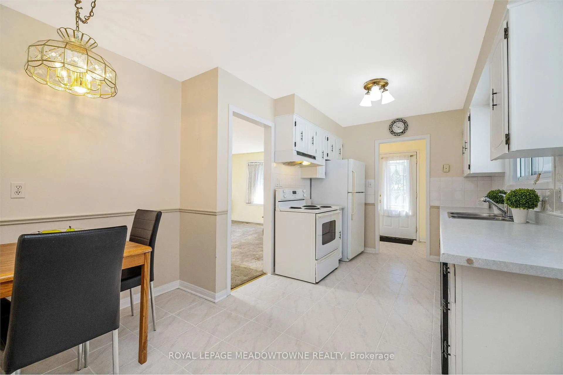 Photo 15 of 101 King Street, Halton Hills, Georgetown — HOMEH