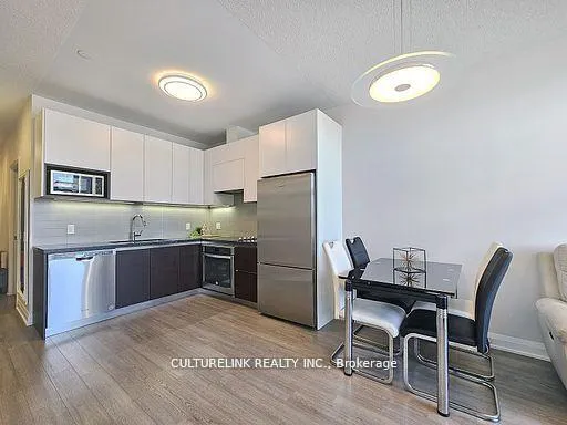 Photo 4 of Unit 215, 15 Water Walk Drive, Markham, Unionville — HOMEH