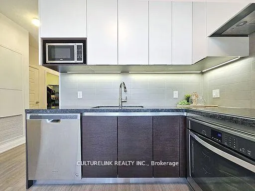Photo 5 of Unit 215, 15 Water Walk Drive, Markham, Unionville — HOMEH