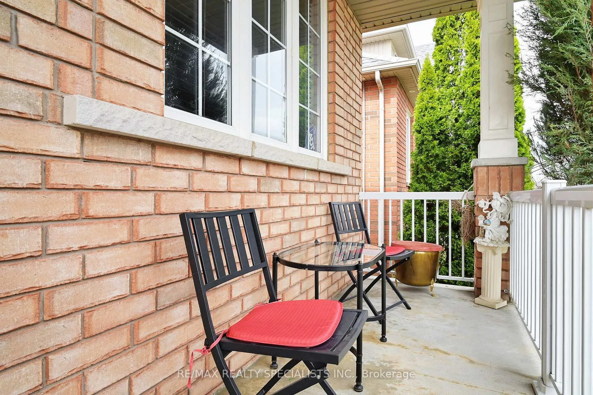 Photo 5 of 22 Thimbleberry Street, Brampton, Fletcher's Meadow — HOMEH