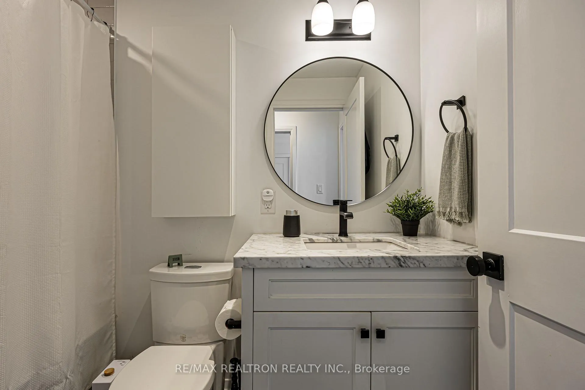Photo 18 of Unit TH7, 100 Coxwell Avenue, Toronto, Greenwood-Coxwell — HOMEH
