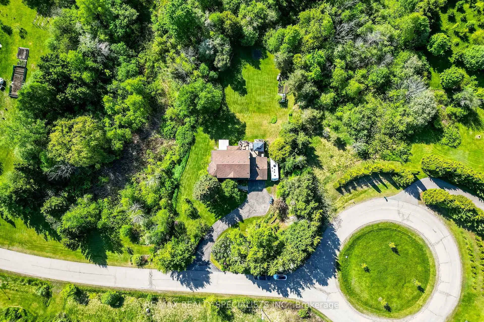 Photo 3 of 9 Mccartney Drive, Caledon, Rural Caledon — HOMEH