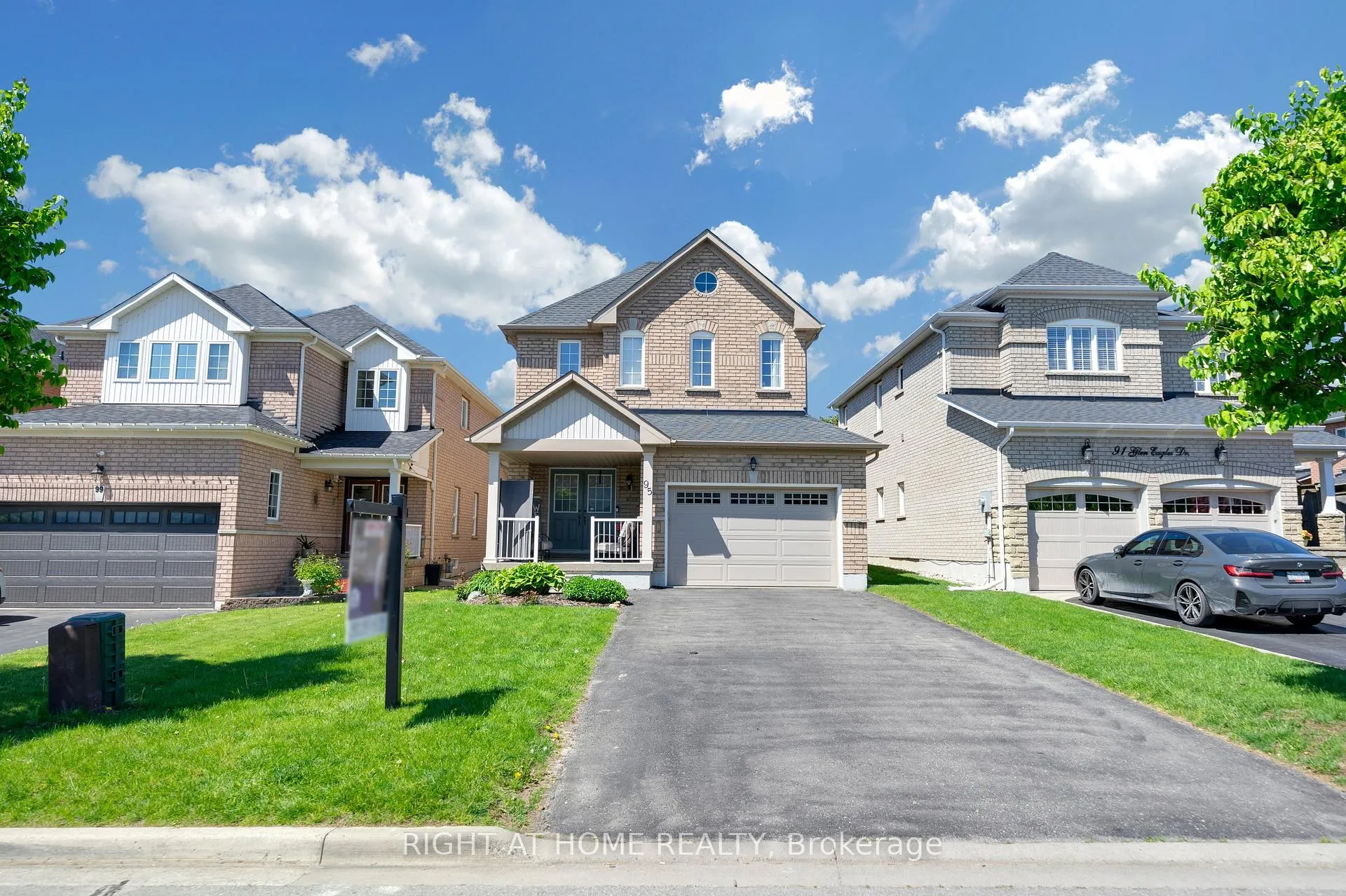 Photo 1 of 95 Glen Eagles Drive, Clarington, Courtice — HOMEH