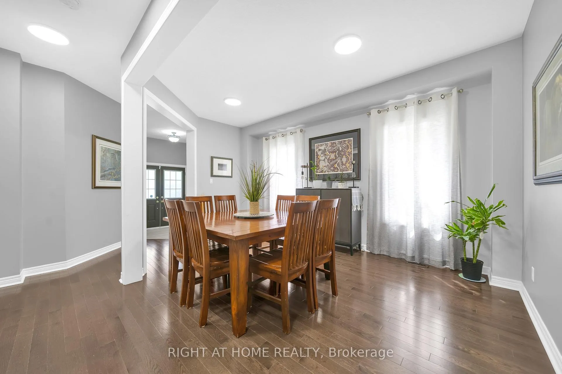 Photo 9 of 95 Glen Eagles Drive, Clarington, Courtice — HOMEH