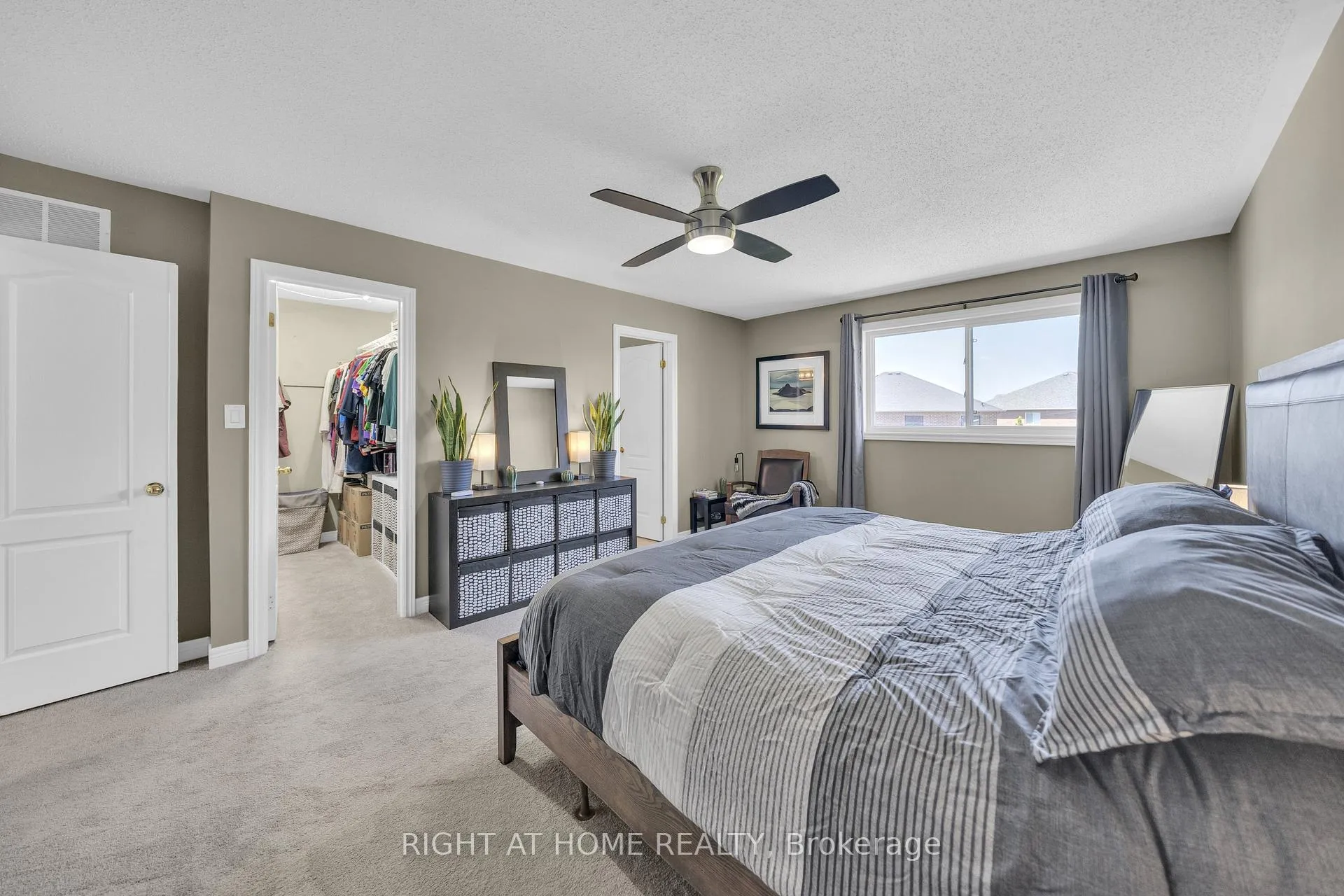Photo 27 of 95 Glen Eagles Drive, Clarington, Courtice — HOMEH