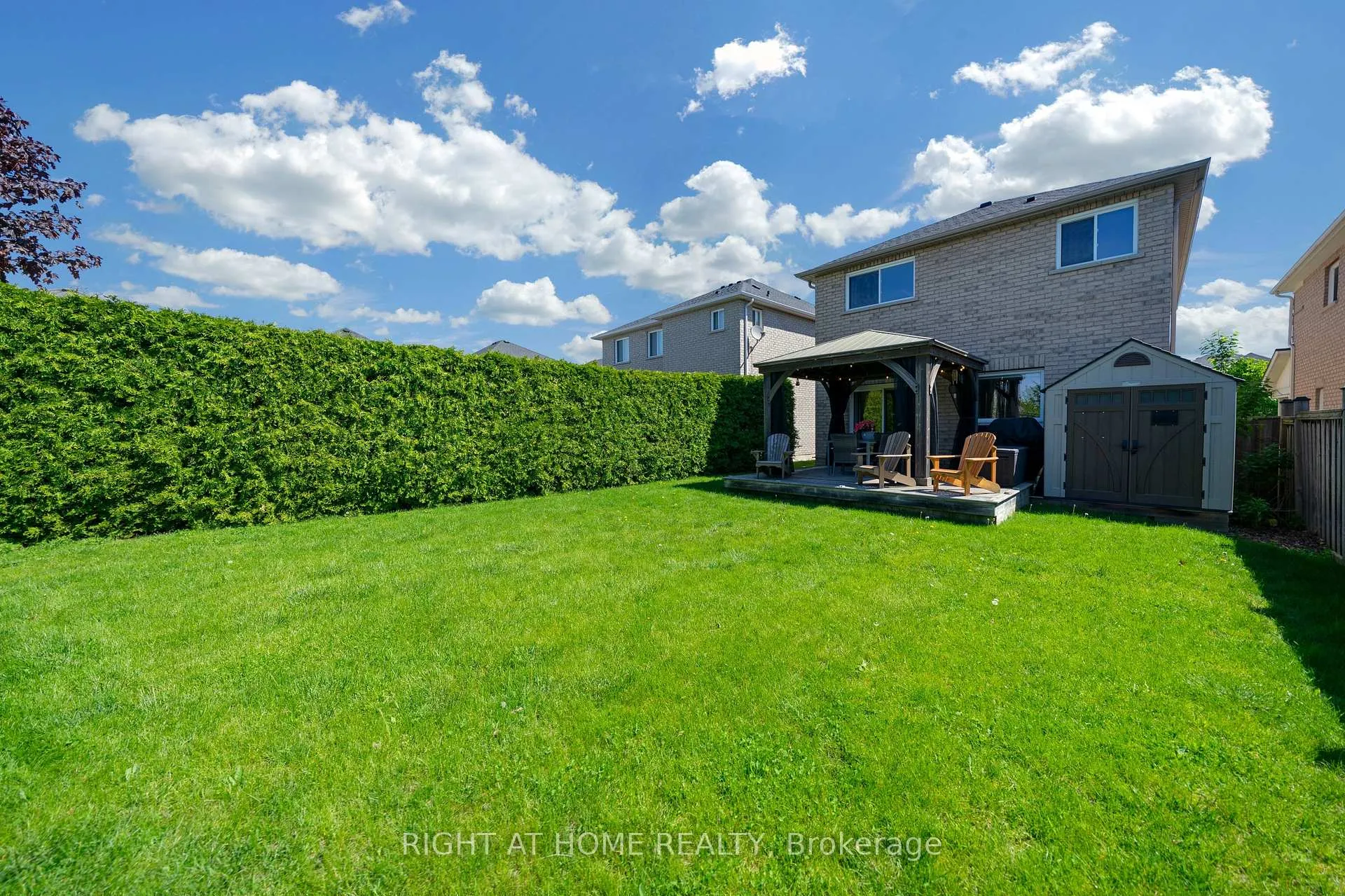 Photo 34 of 95 Glen Eagles Drive, Clarington, Courtice — HOMEH