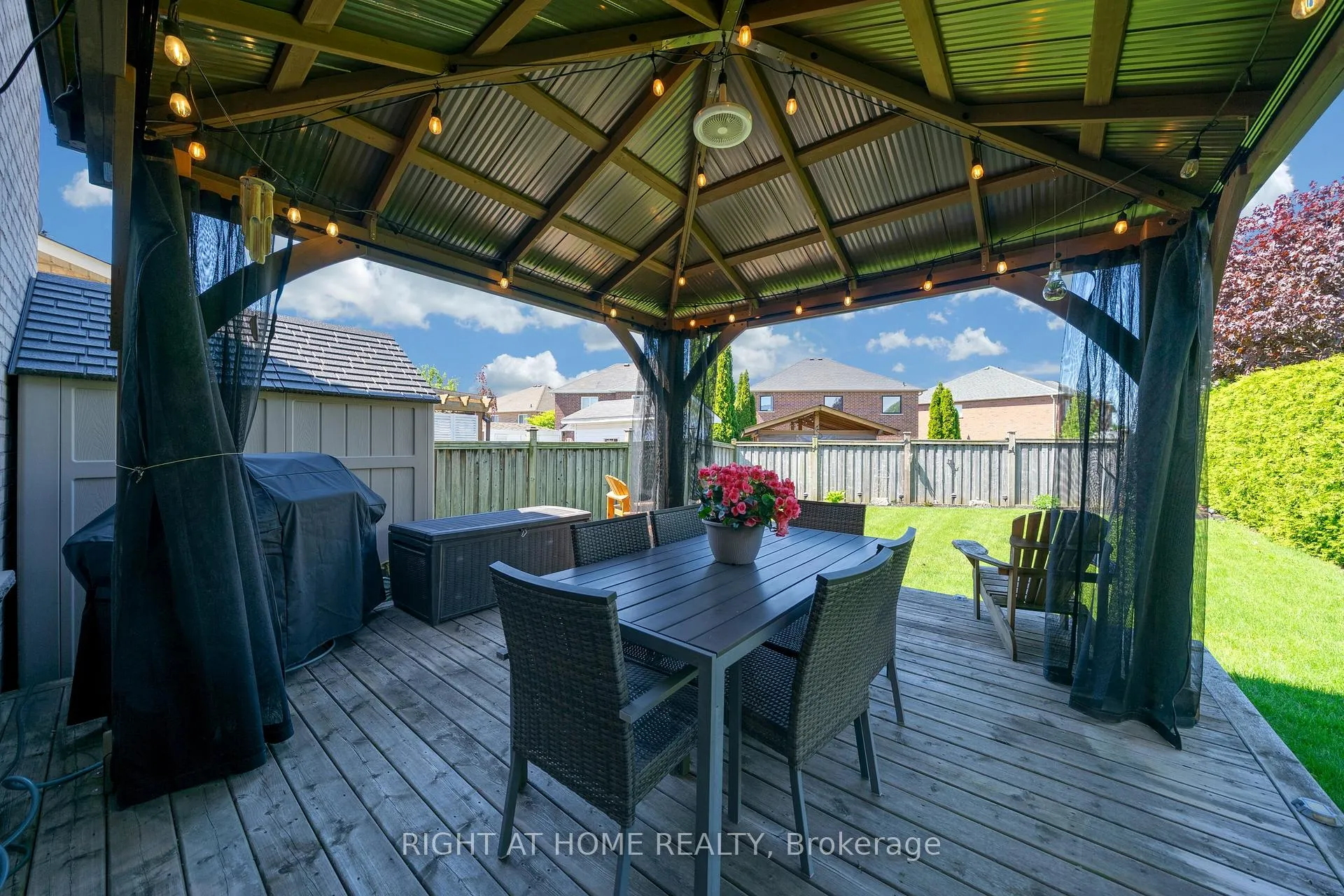 Photo 37 of 95 Glen Eagles Drive, Clarington, Courtice — HOMEH