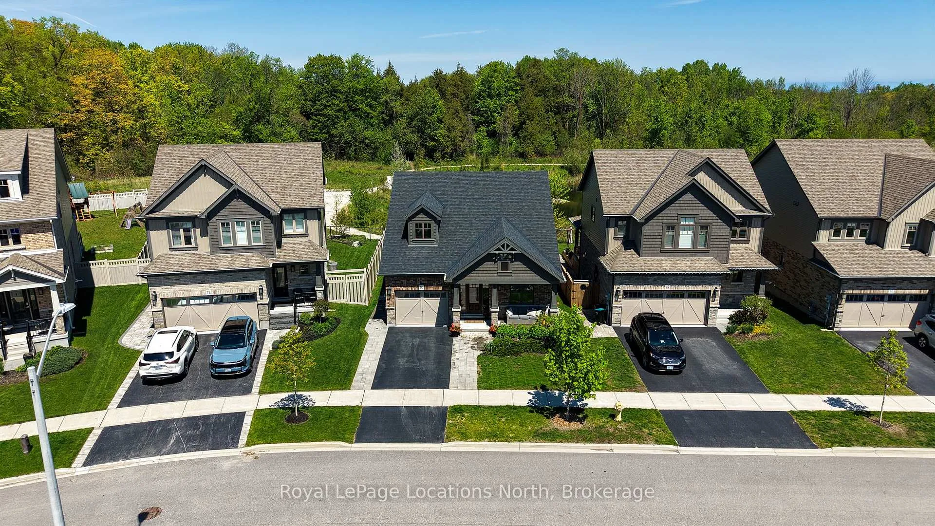 Photo 3 of 70 Plewes Drive, Collingwood — HOMEH