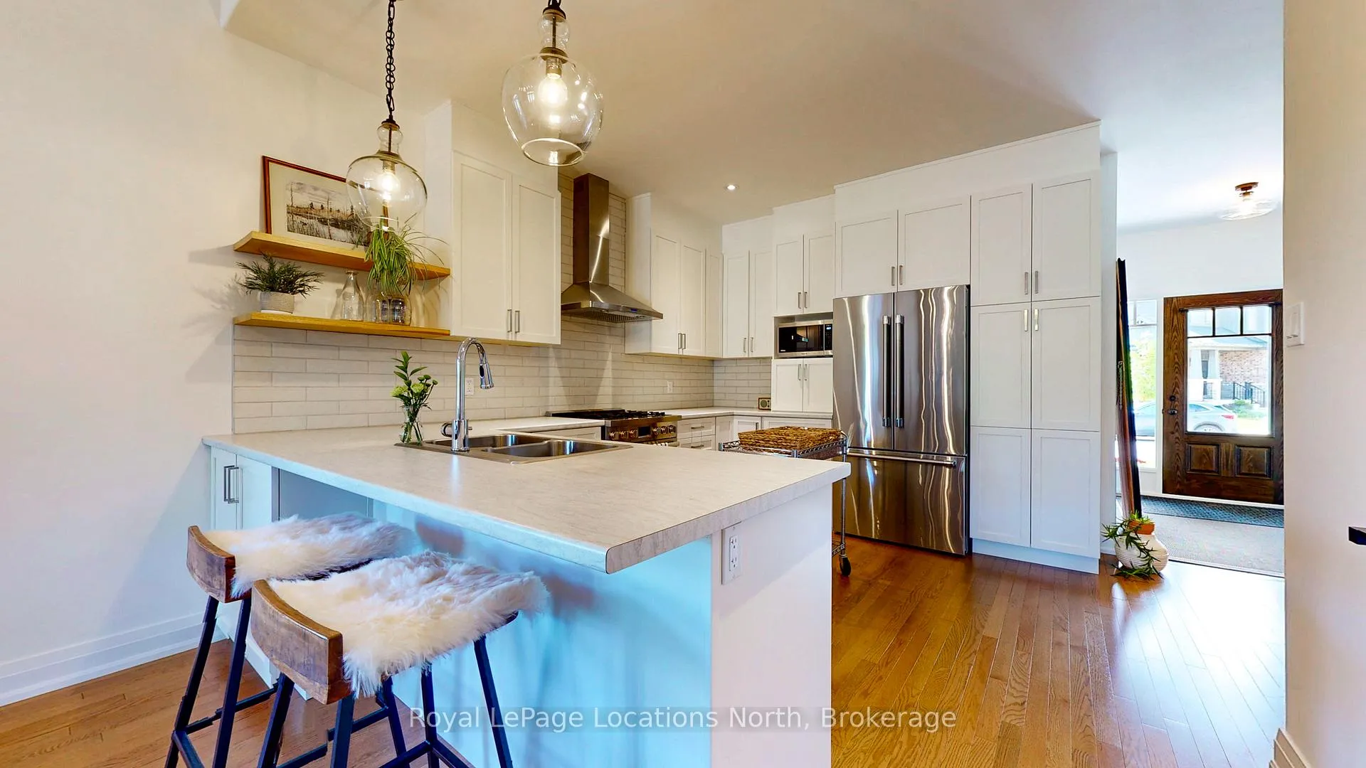 Photo 7 of 70 Plewes Drive, Collingwood — HOMEH