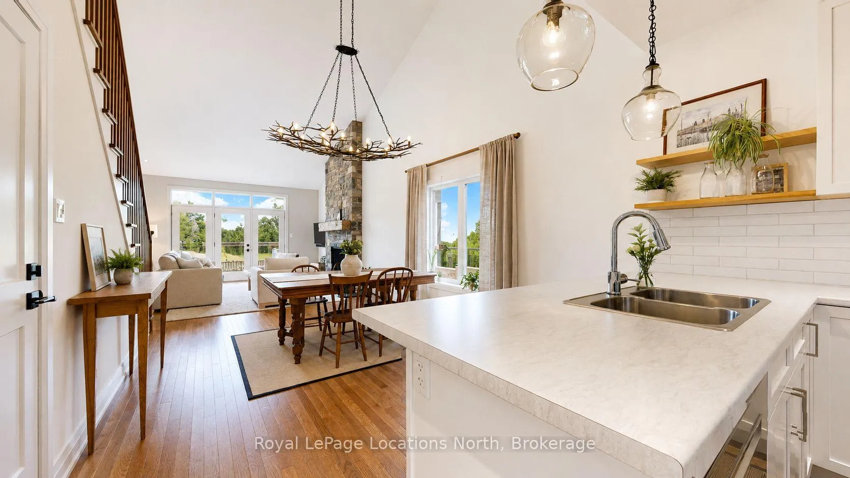 Photo 10 of 70 Plewes Drive, Collingwood — HOMEH