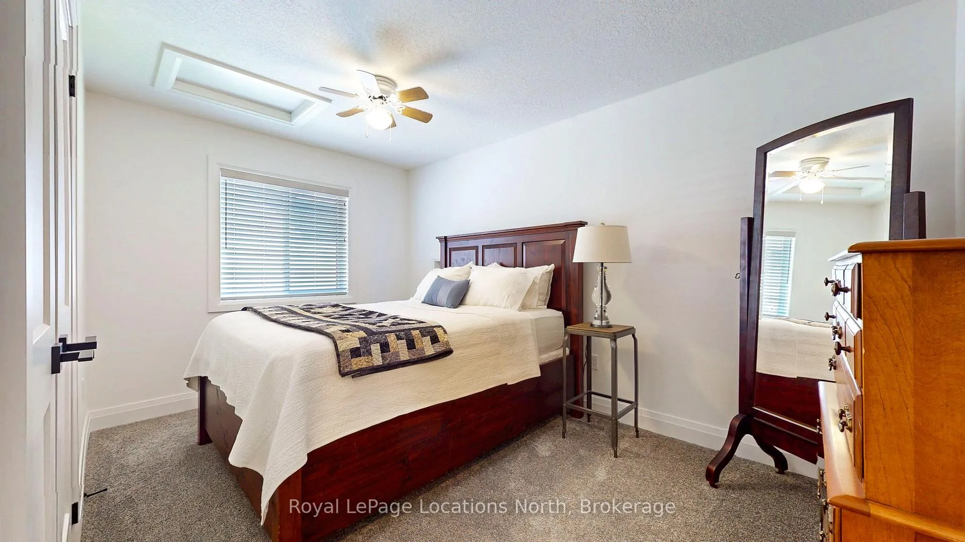 Photo 23 of 70 Plewes Drive, Collingwood — HOMEH