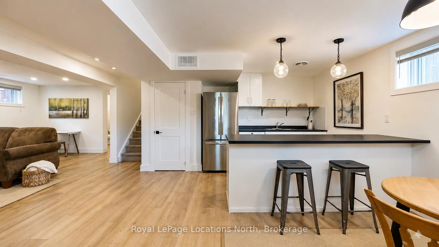 Photo 31 of 70 Plewes Drive, Collingwood — HOMEH