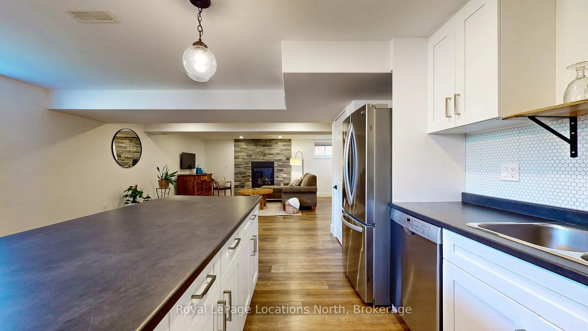 Photo 33 of 70 Plewes Drive, Collingwood — HOMEH