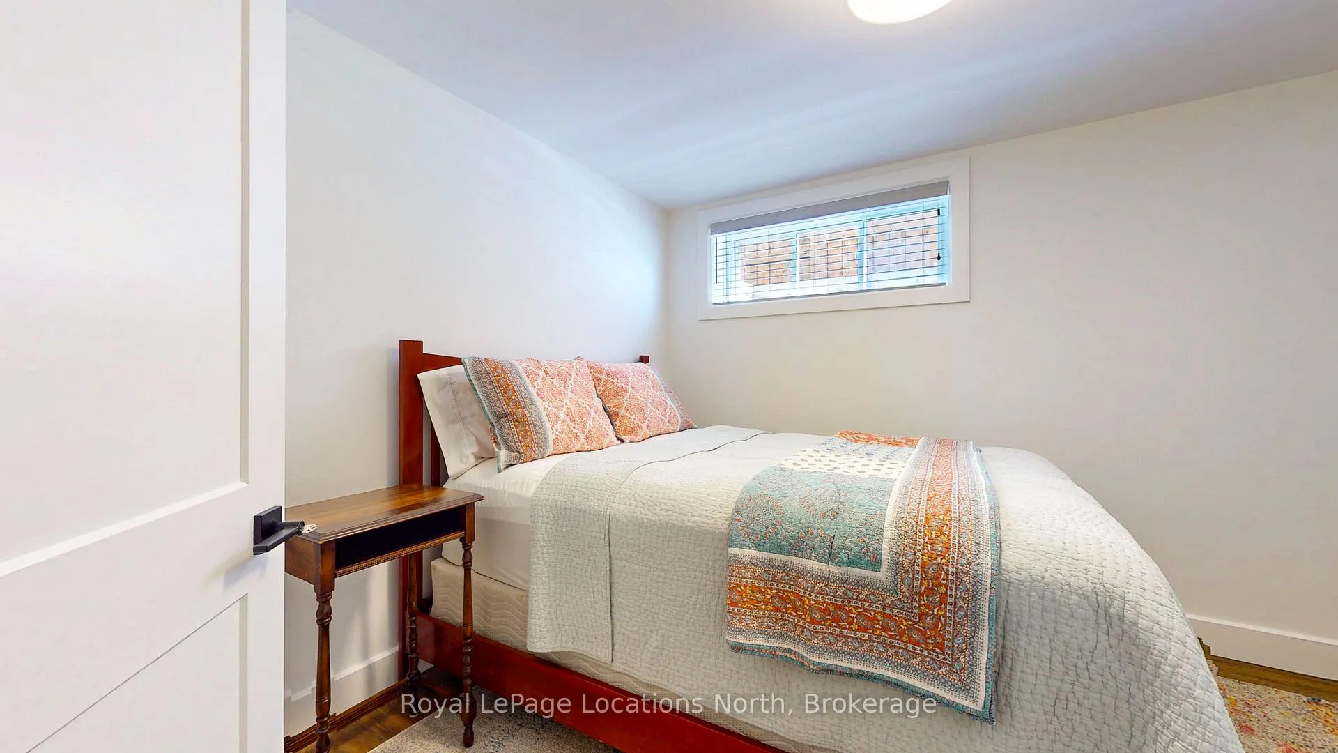 Photo 35 of 70 Plewes Drive, Collingwood — HOMEH