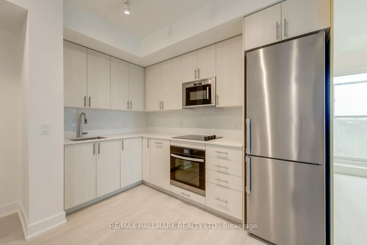 Photo 3 of Unit 417, 2545 Simcoe Street N, Oshawa, Windfields — HOMEH