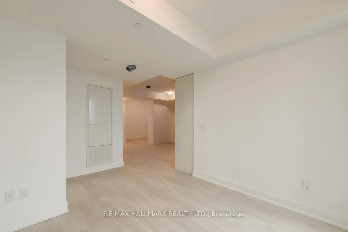 Photo 7 of Unit 417, 2545 Simcoe Street N, Oshawa, Windfields — HOMEH