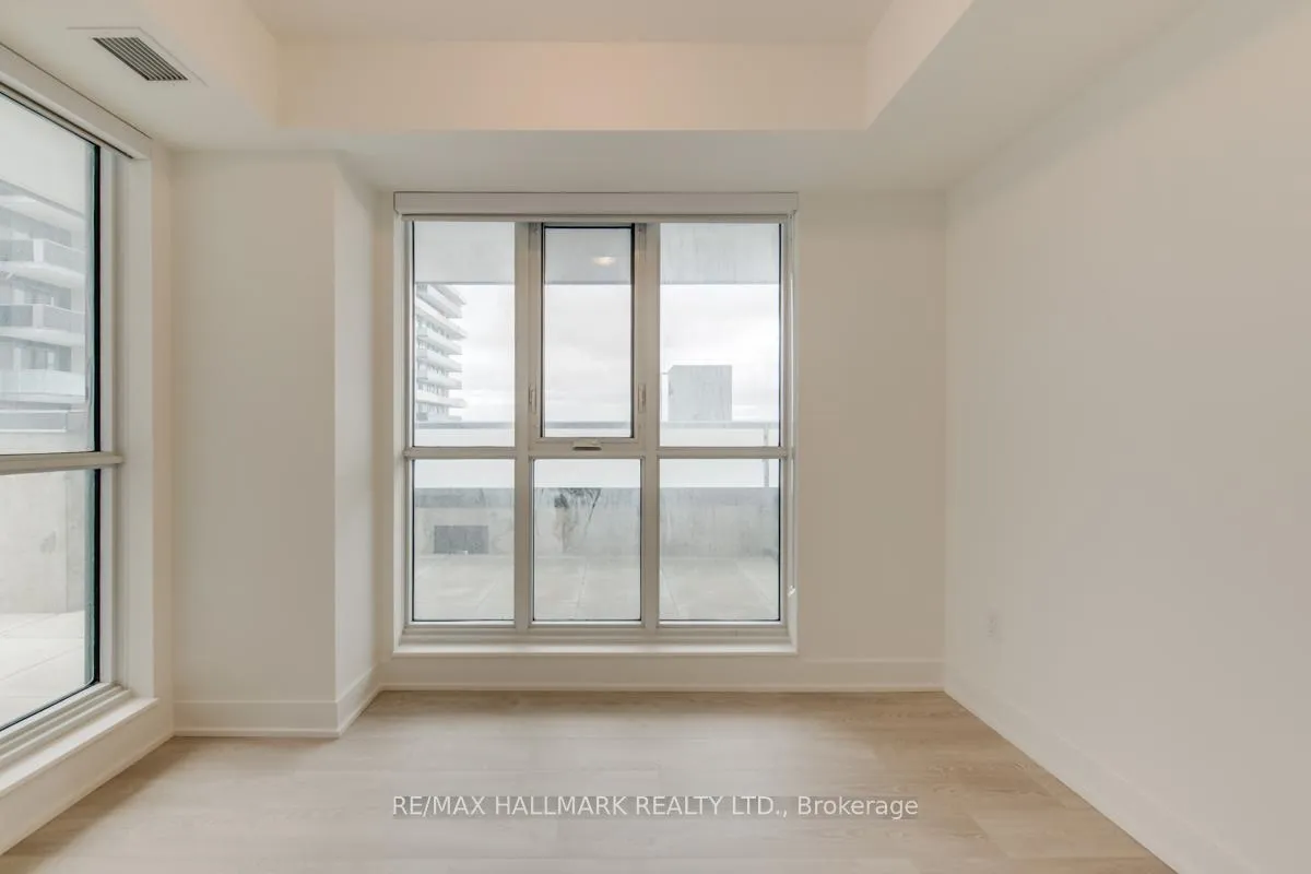 Photo 9 of Unit 417, 2545 Simcoe Street N, Oshawa, Windfields — HOMEH