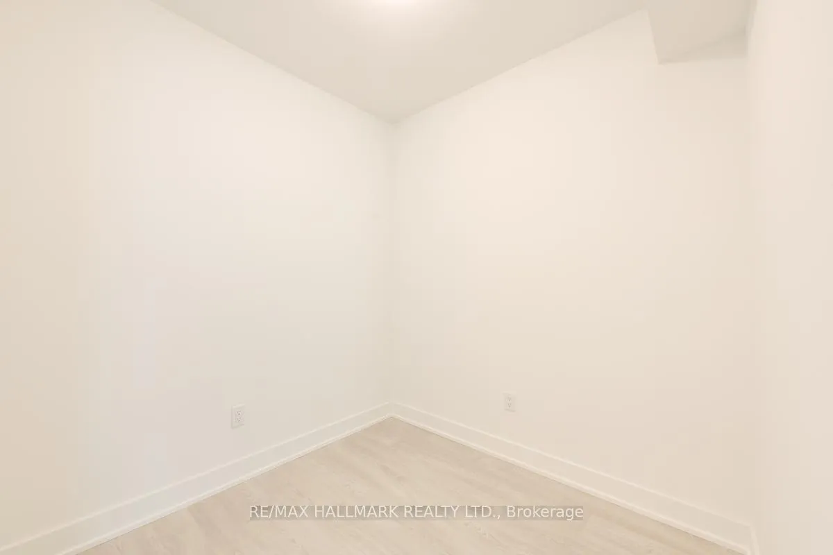 Photo 11 of Unit 417, 2545 Simcoe Street N, Oshawa, Windfields — HOMEH