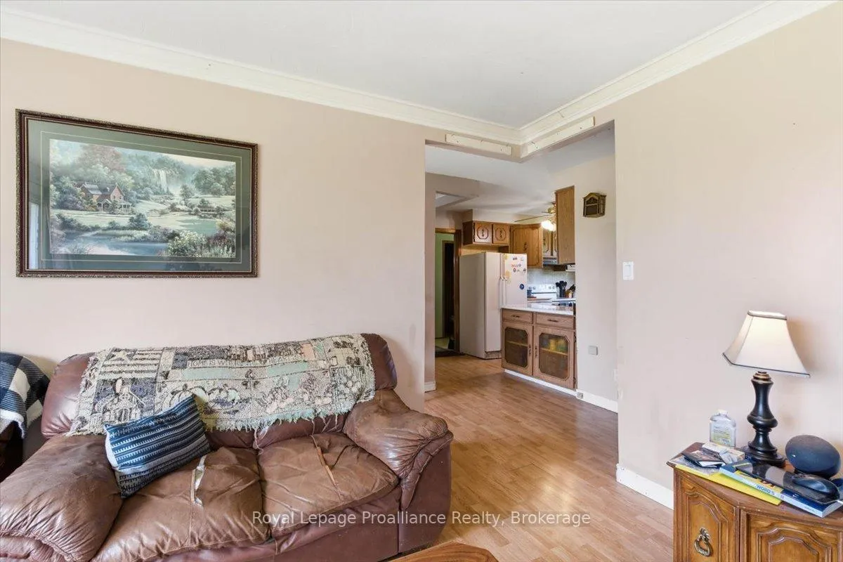 Photo 9 of 1063 Casey Road, Belleville, Thurlow Ward — HOMEH