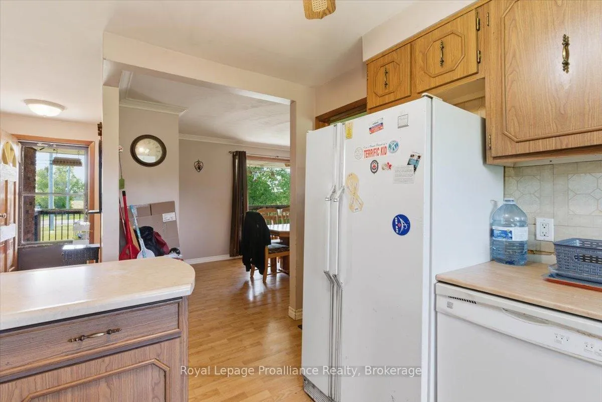 Photo 11 of 1063 Casey Road, Belleville, Thurlow Ward — HOMEH