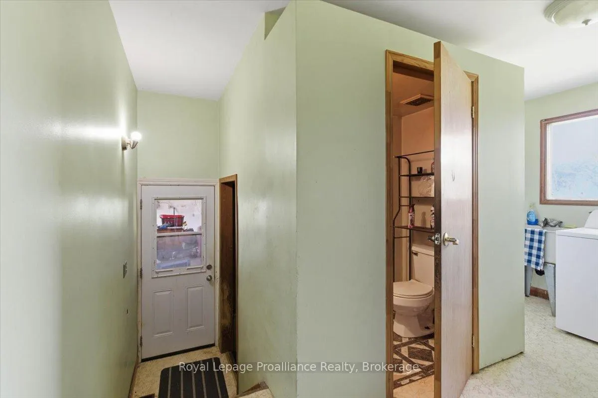 Photo 20 of 1063 Casey Road, Belleville, Thurlow Ward — HOMEH