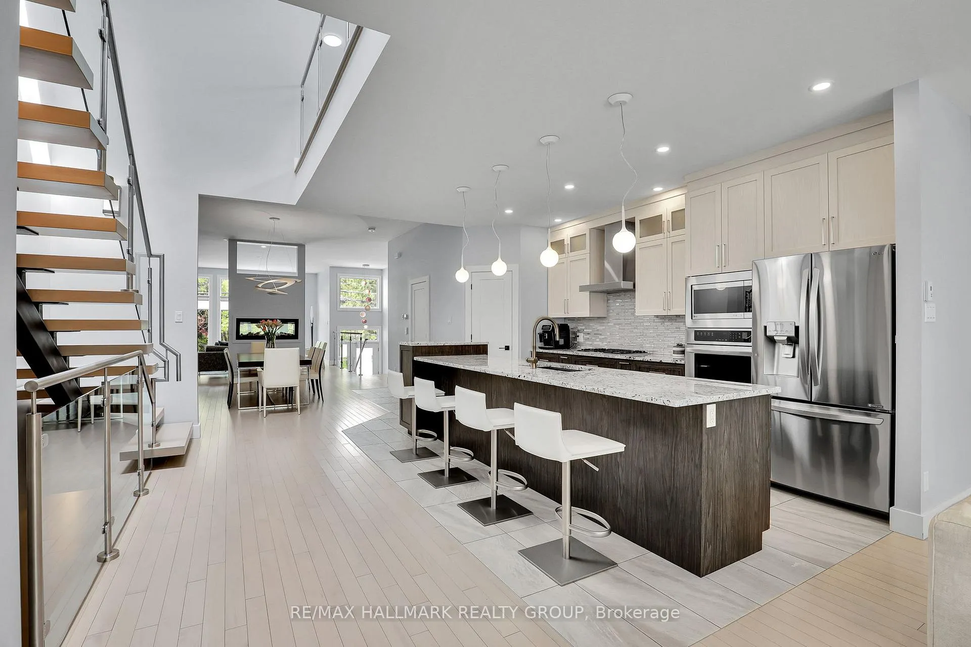 Photo 12 of 40 Byron Avenue, Ottawa, Ottawa West — HOMEH