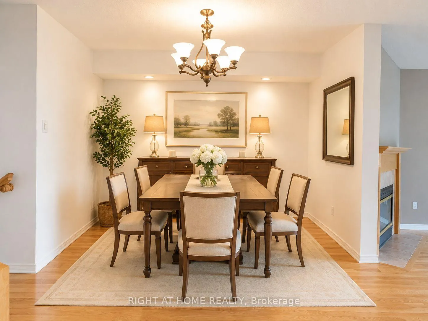 Photo 7 of 142 Lilibet Cres E, Ottawa, Ellwood — HOMEH
