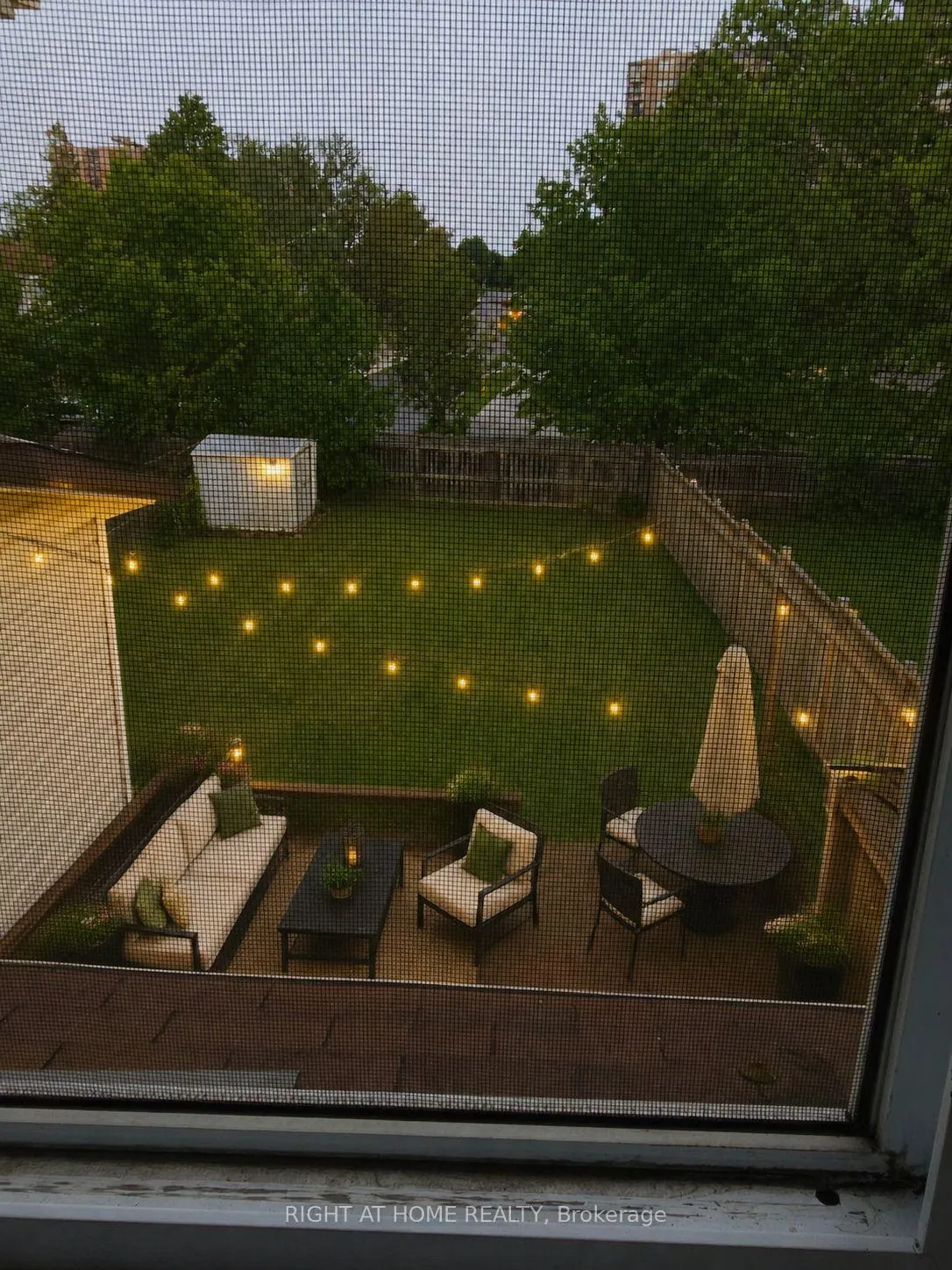 Photo 26 of 142 Lilibet Cres E, Ottawa, Ellwood — HOMEH
