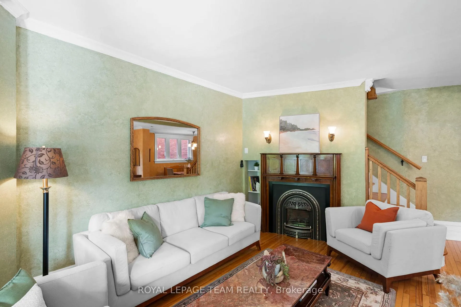 Photo 12 of 8 Ossington Avenue, Ottawa, Old Ottawa South — HOMEH