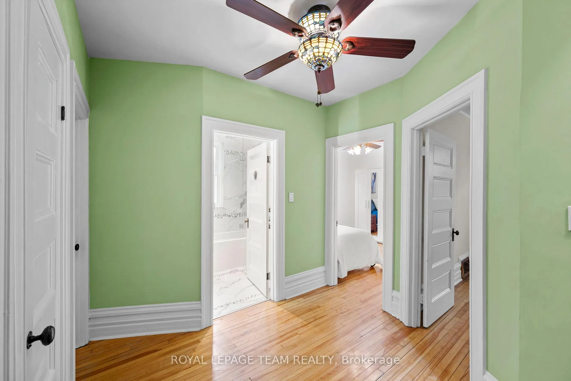 Photo 25 of 8 Ossington Avenue, Ottawa, Old Ottawa South — HOMEH