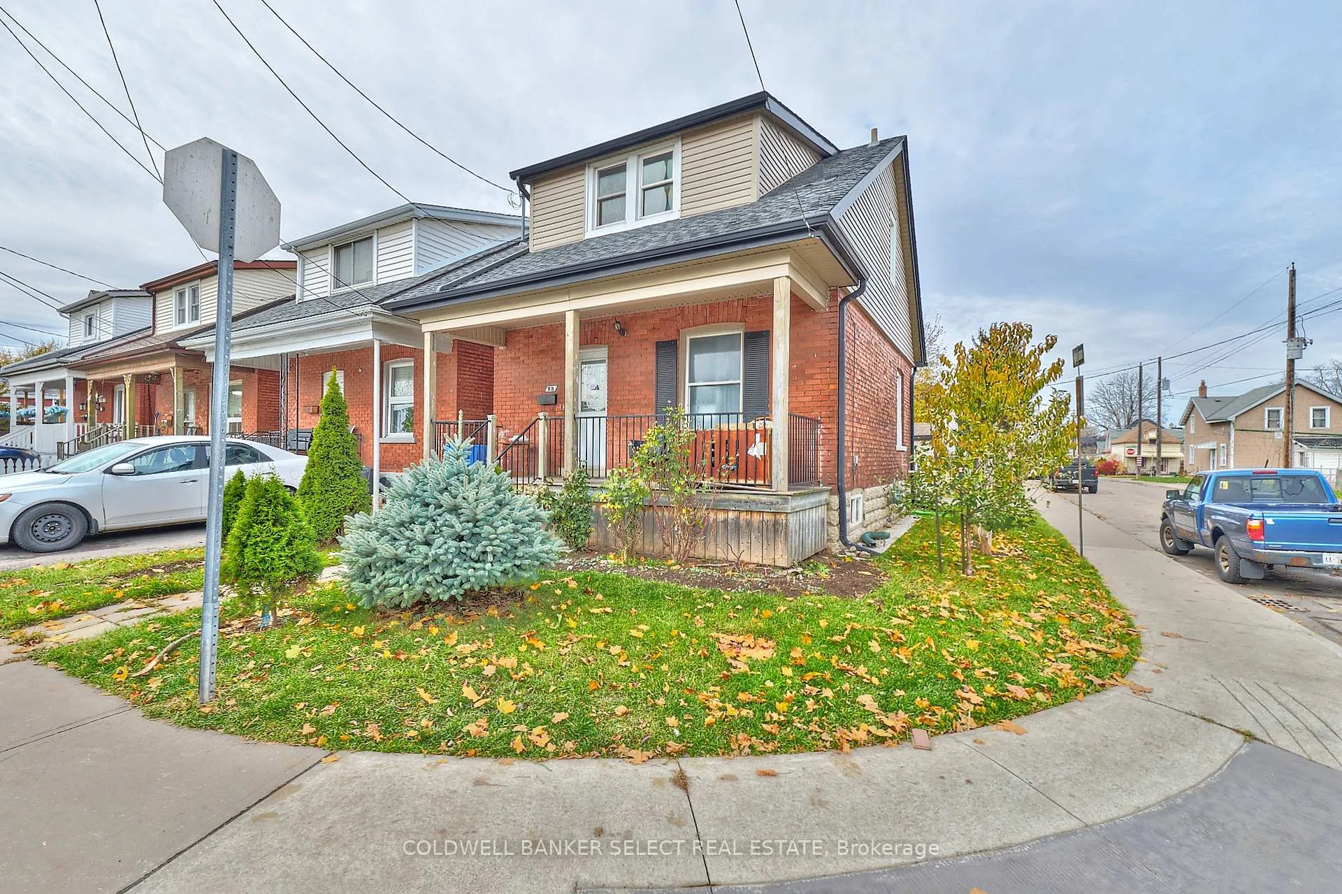 Photo 1 of 55 Frederick Avenue, Hamilton, Crown Point — HOMEH