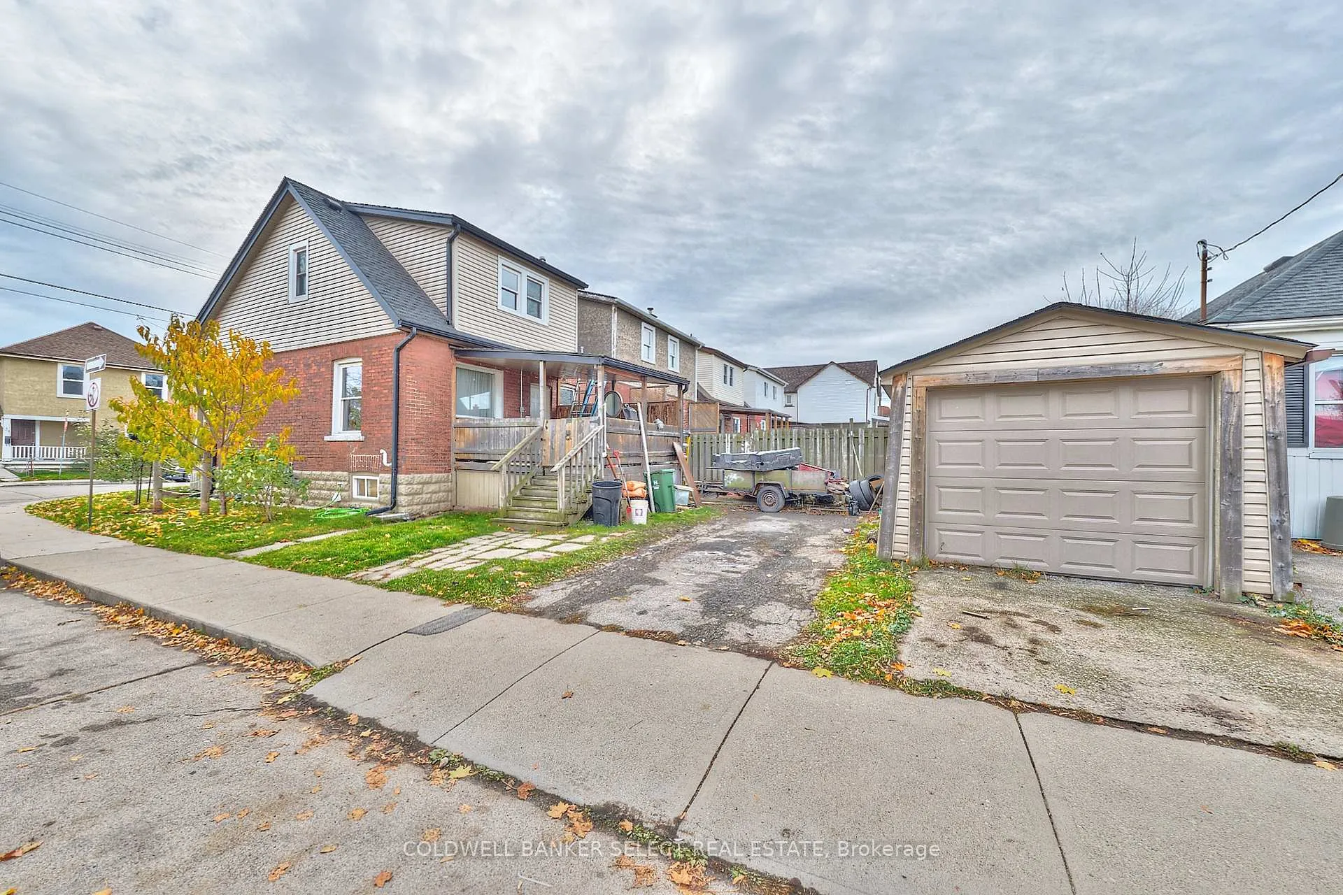 Photo 27 of 55 Frederick Avenue, Hamilton, Crown Point — HOMEH