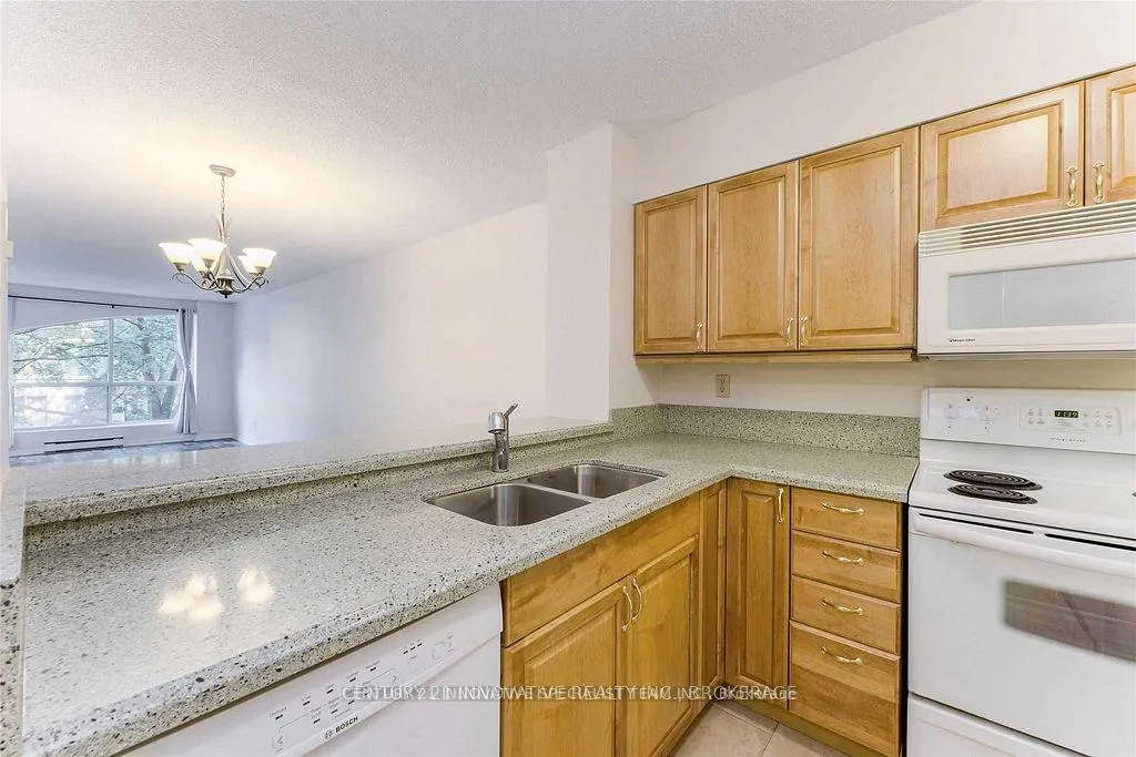 Photo 15 of Unit 215, 95 Prince Arthur Avenue, Toronto, The Annex — HOMEH