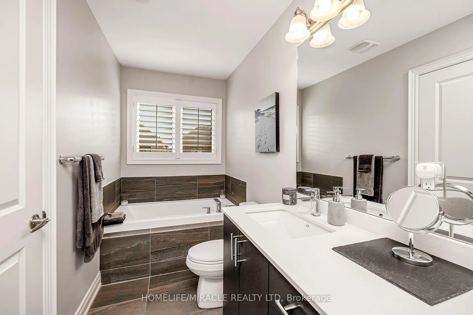 Photo 9 of 27 Hubbell Road, Brampton, Bram West — HOMEH
