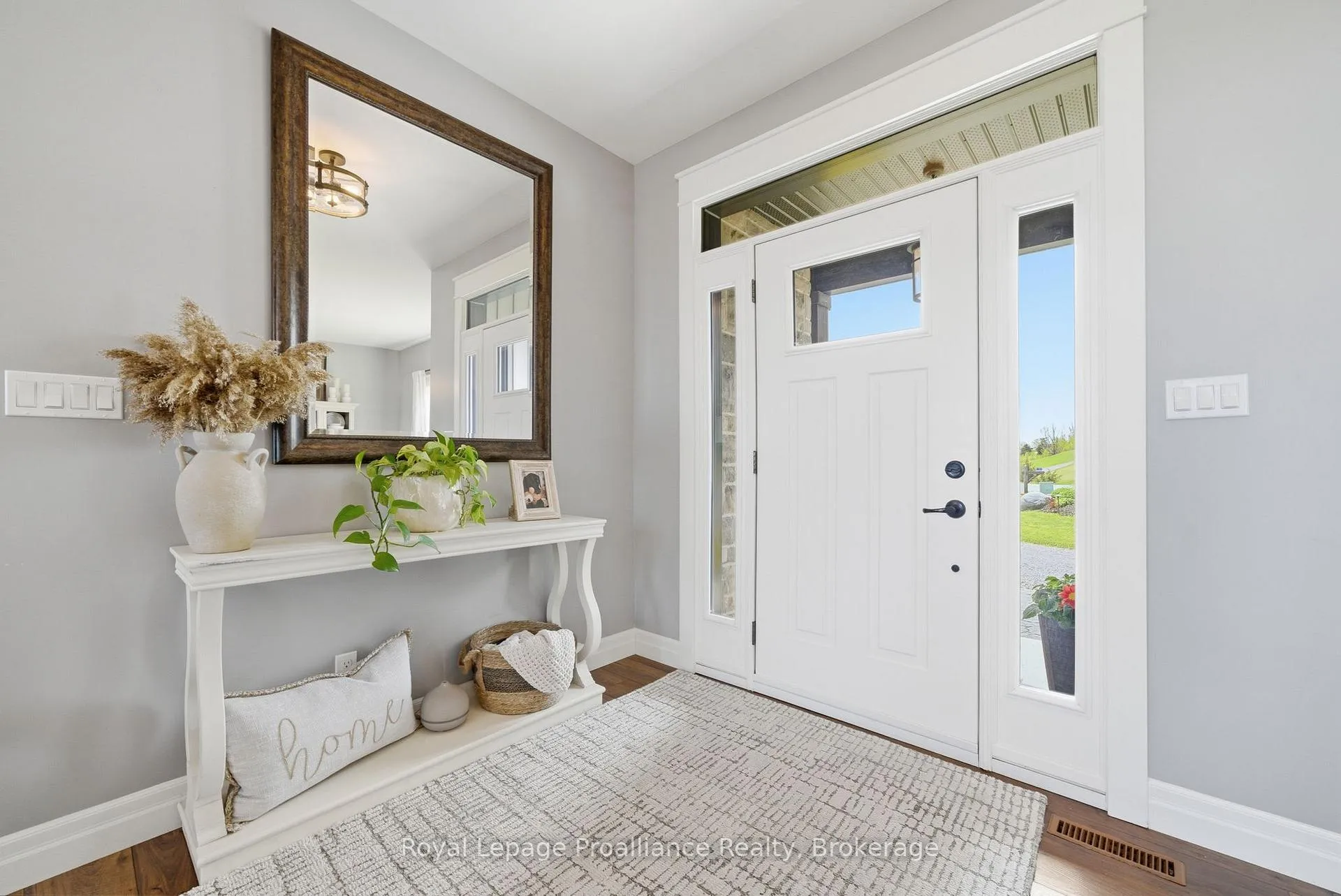 Photo 5 of 137 Windwhisper Drive, Belleville, Thurlow Ward — HOMEH