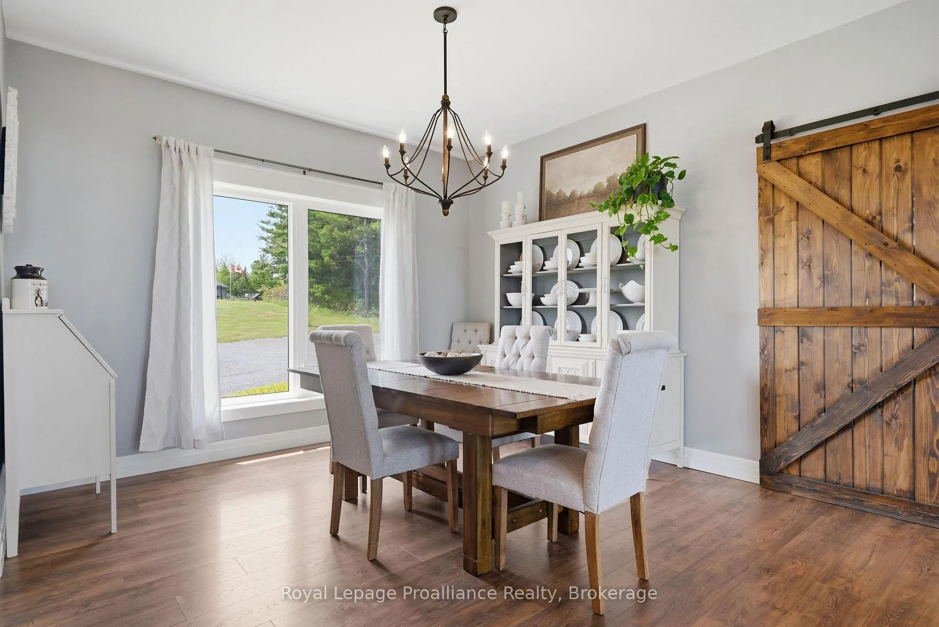 Photo 12 of 137 Windwhisper Drive, Belleville, Thurlow Ward — HOMEH