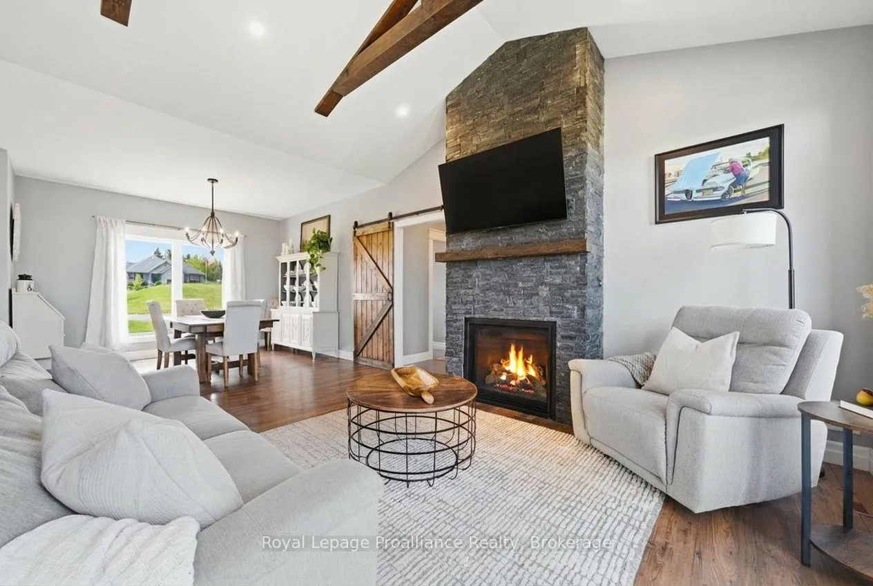 Photo 14 of 137 Windwhisper Drive, Belleville, Thurlow Ward — HOMEH