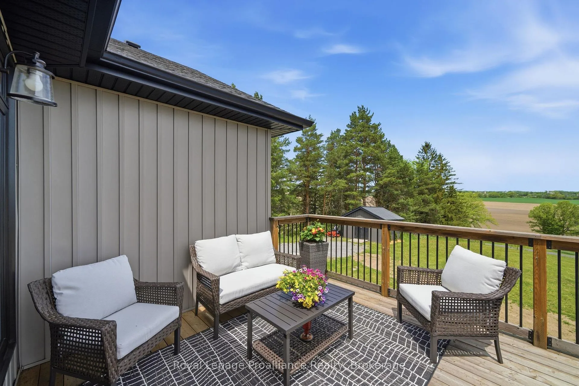 Photo 18 of 137 Windwhisper Drive, Belleville, Thurlow Ward — HOMEH