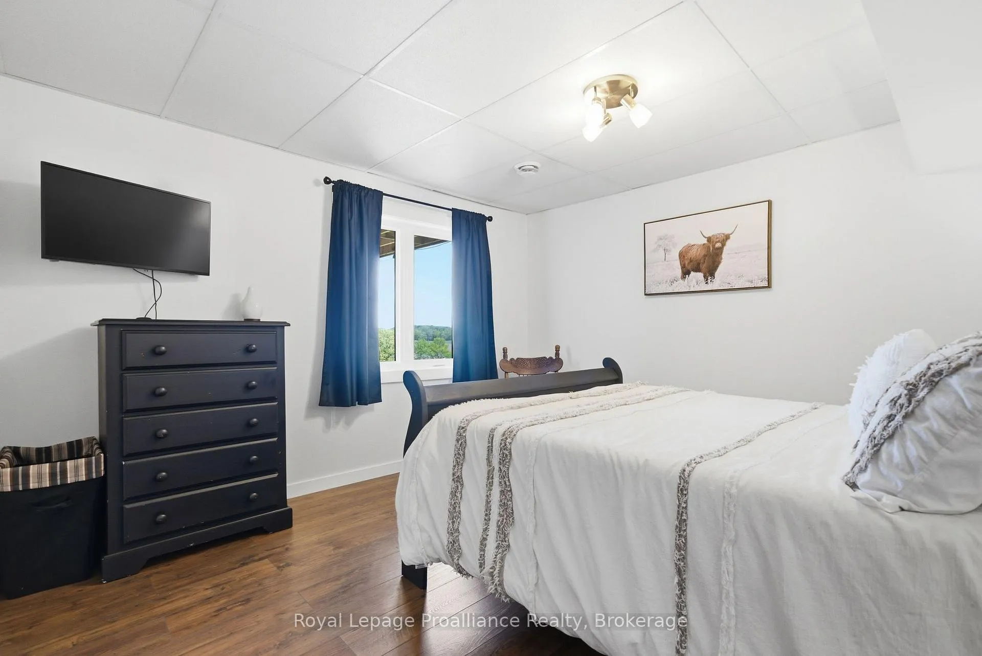 Photo 36 of 137 Windwhisper Drive, Belleville, Thurlow Ward — HOMEH